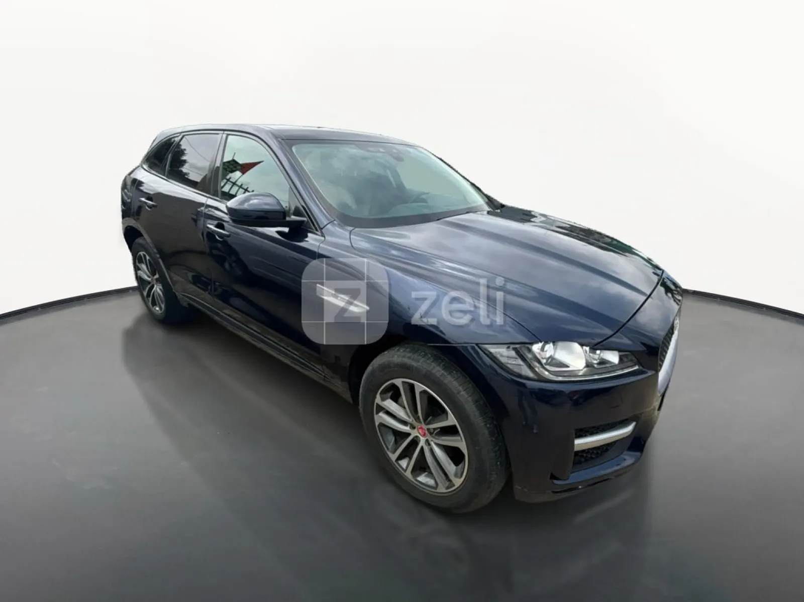 Jaguar F-PACE 2018 — photo 3