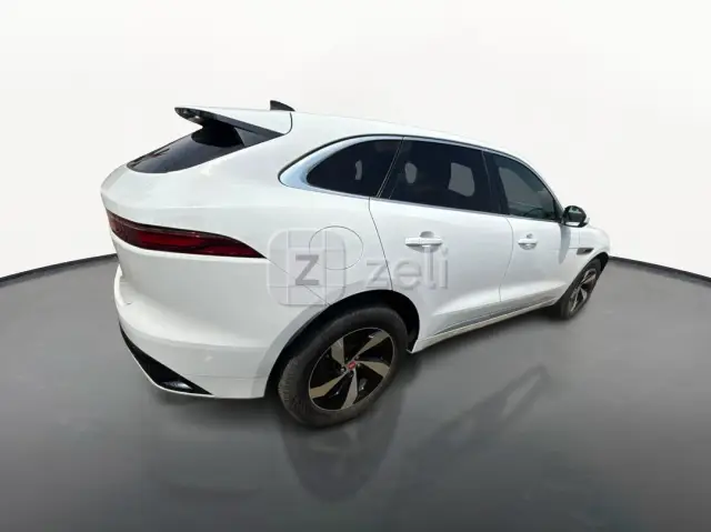 Jaguar F-PACE 2023 — photo 4