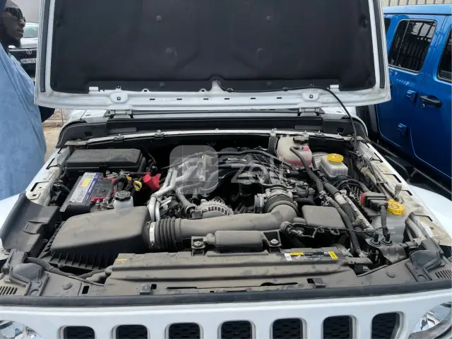 Jeep Wrangler 2023 — photo 10