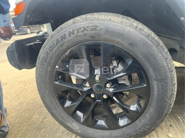 Jeep Wrangler 2023 — photo 22