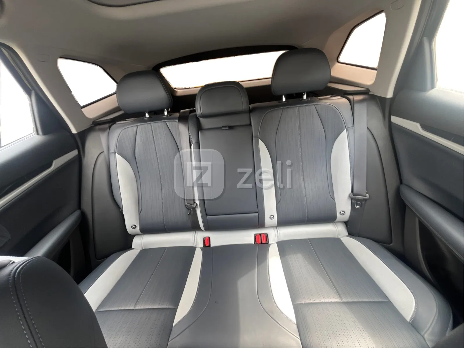 Geely Geely 2024 — photo 12