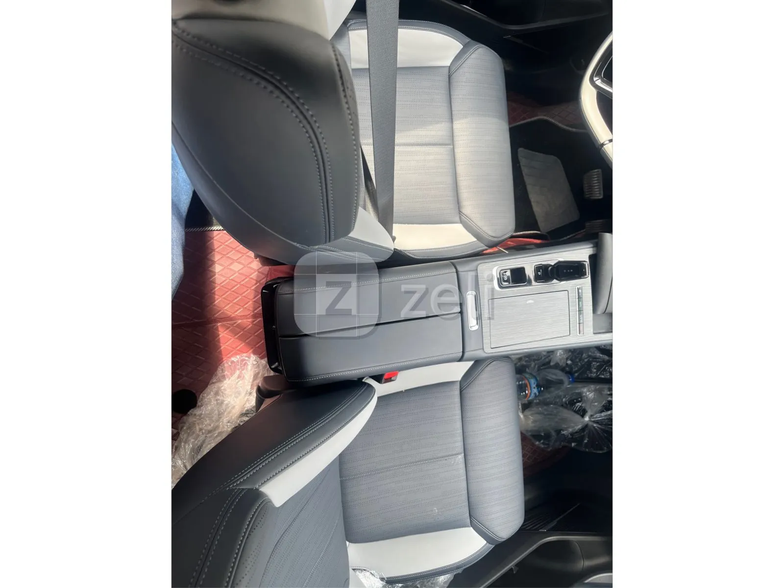 Geely Geely 2024 — photo 14