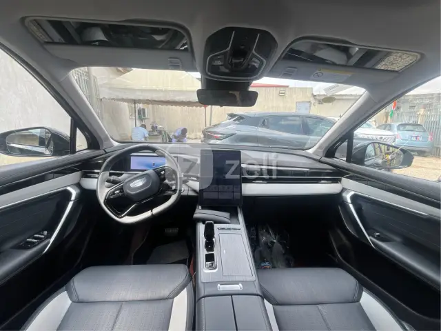 Geely Geely 2024 — photo 24