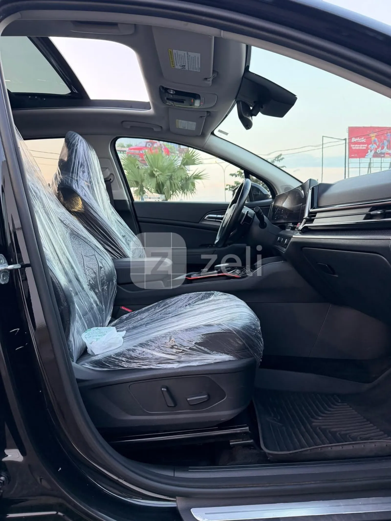 Kia Sportage 2023 — photo 7