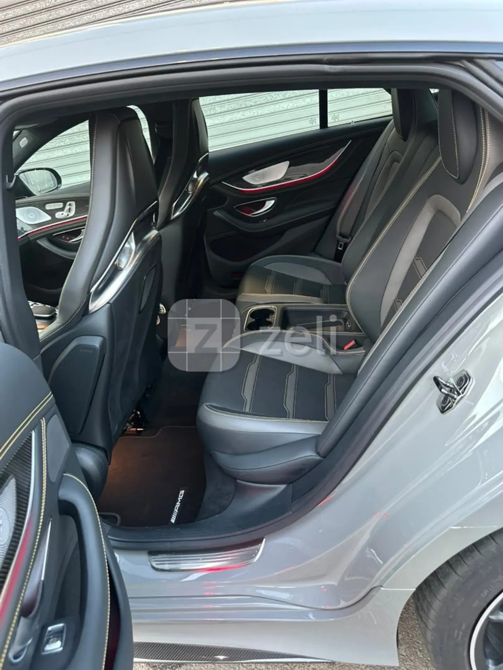 Mercedes AMG GT 4-Door 2025 — photo 8