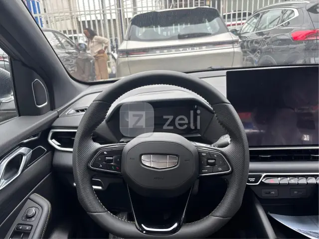 Geely Coolray 2025 — photo 16