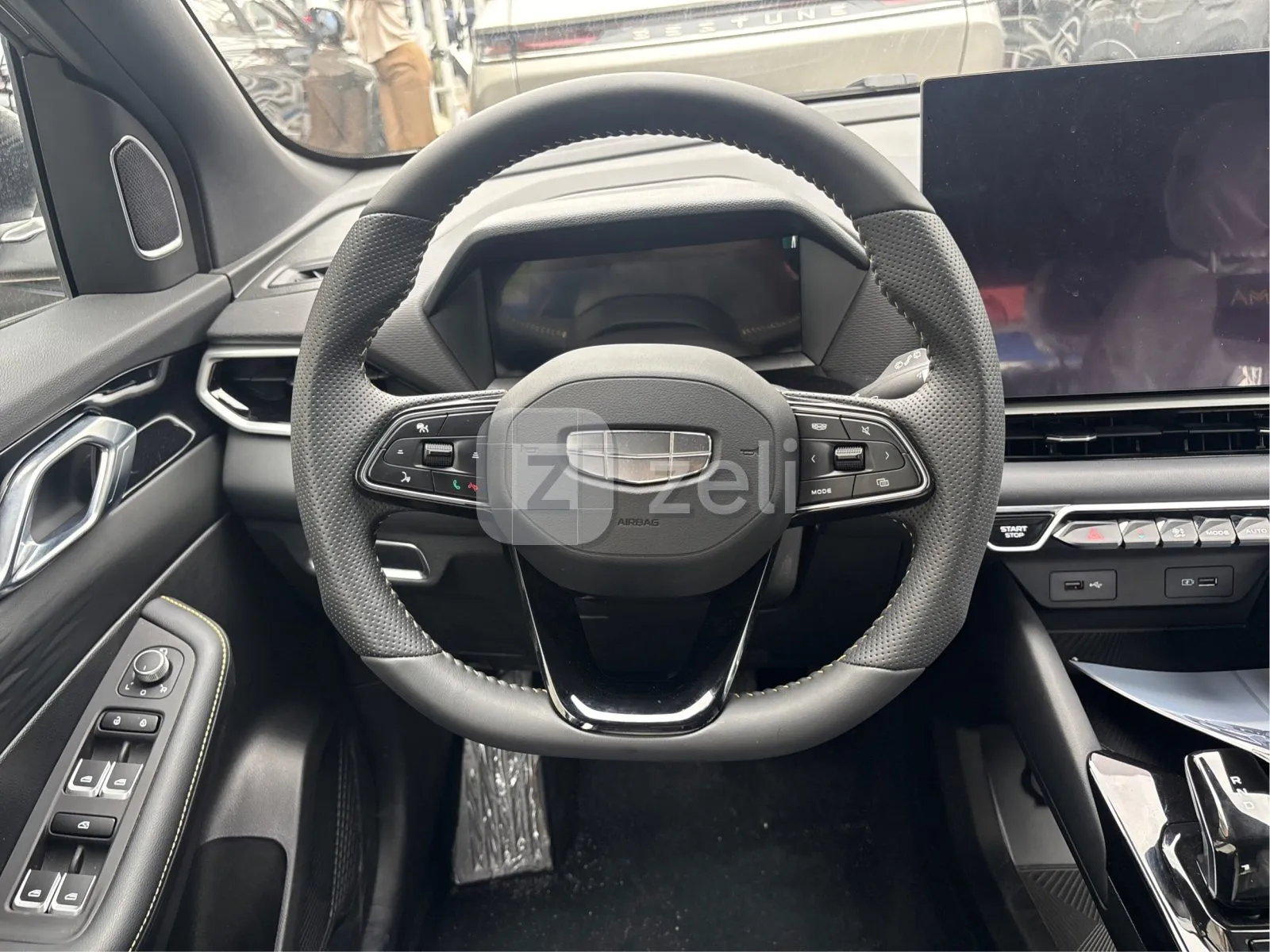 Geely Coolray 2025 — photo 17