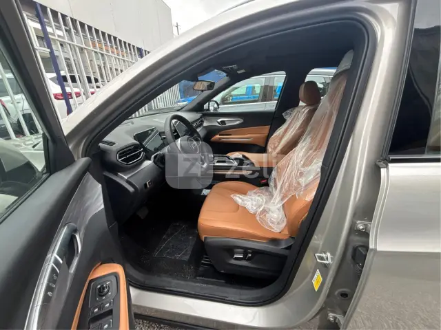 Bestune T90 2025 — photo 9