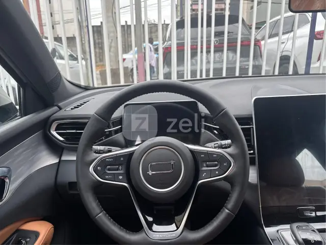 Bestune T90 2025 — photo 15