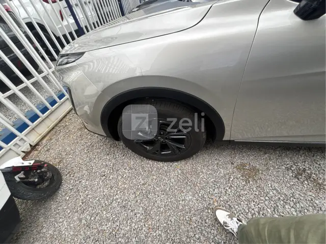 Bestune T90 2025 — photo 21
