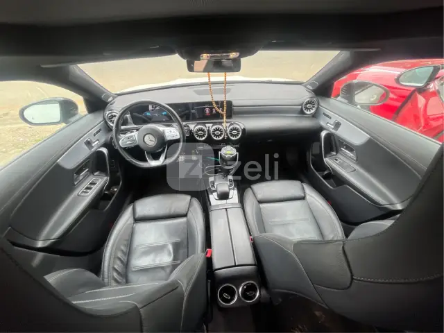 Mercedes Class 250 2020 — photo 15