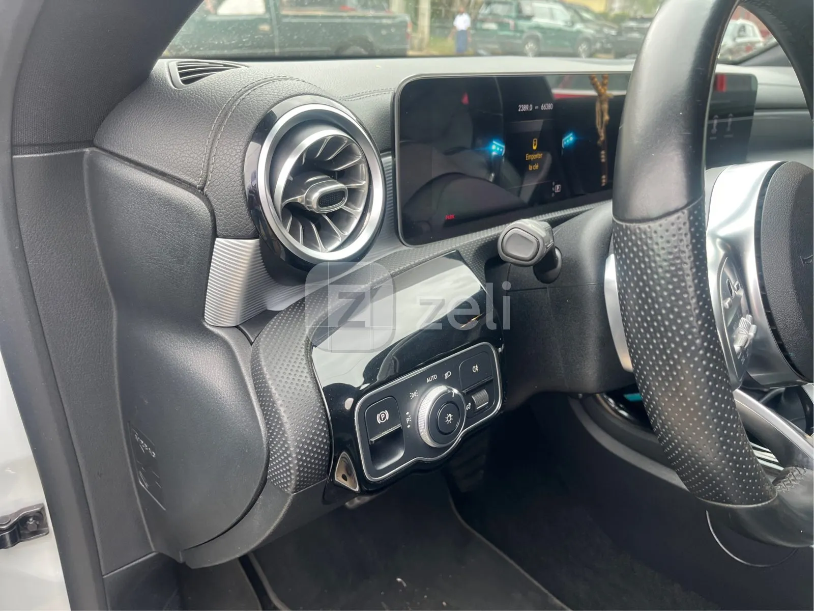 Mercedes Class 250 2020 — photo 18