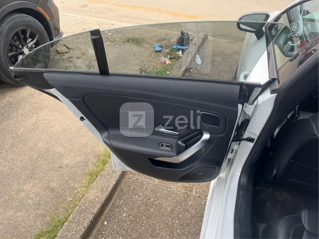 Mercedes Class 250 2020 — photo 20