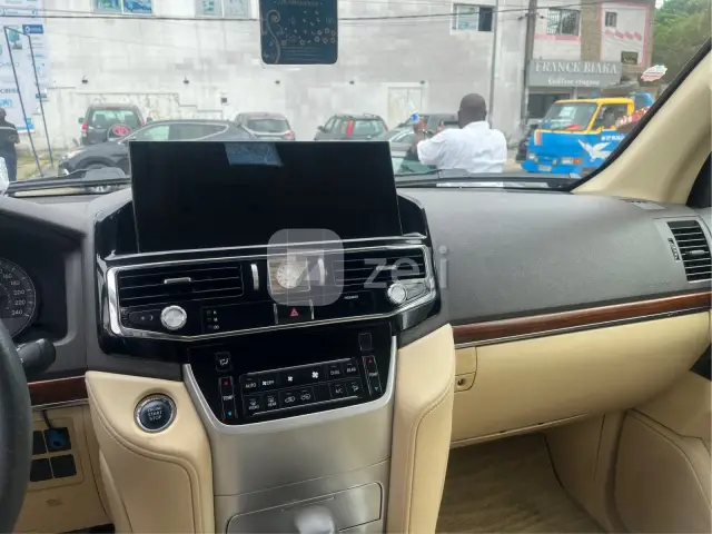 Toyota Land cruiser 2017 — photo 11