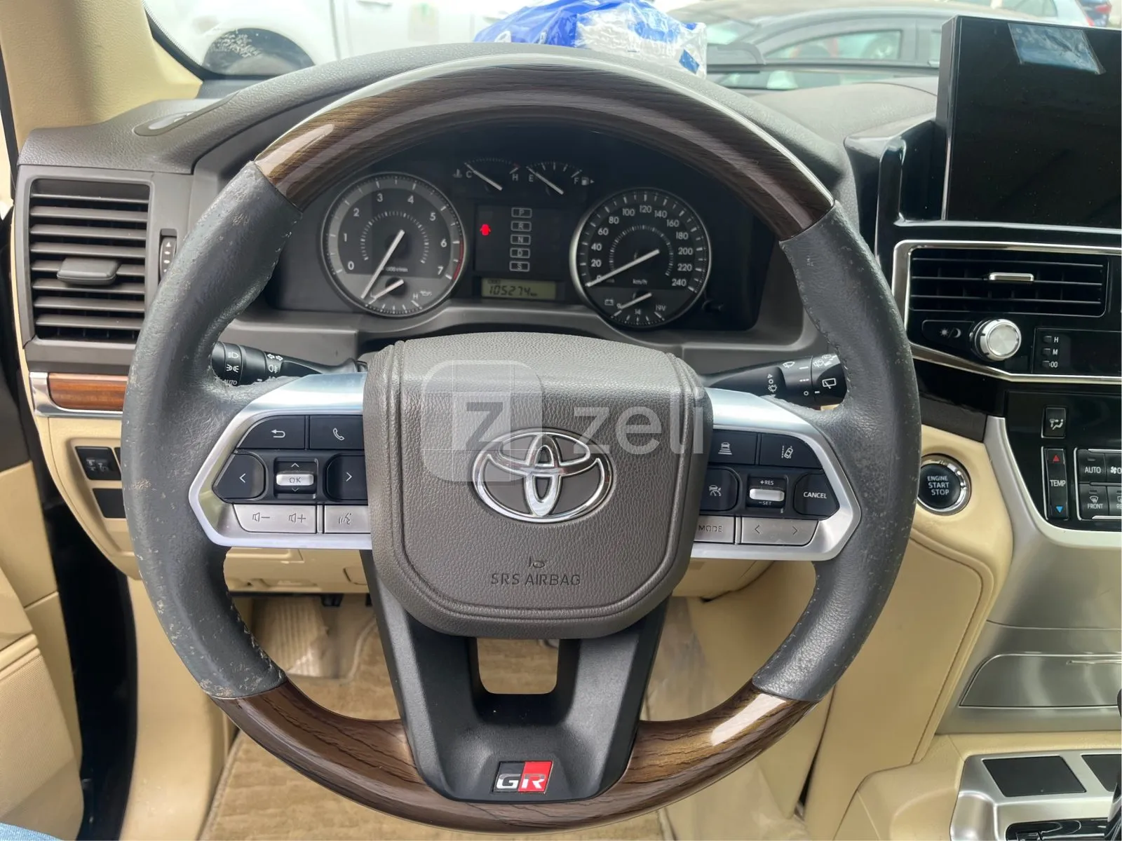 Toyota Land cruiser 2017 — photo 14