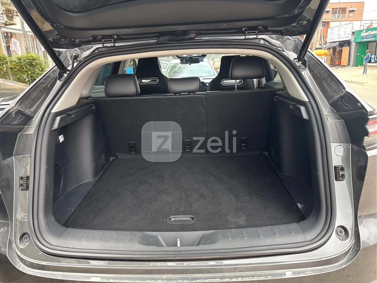 Changan UNI-K 2023 — photo 12