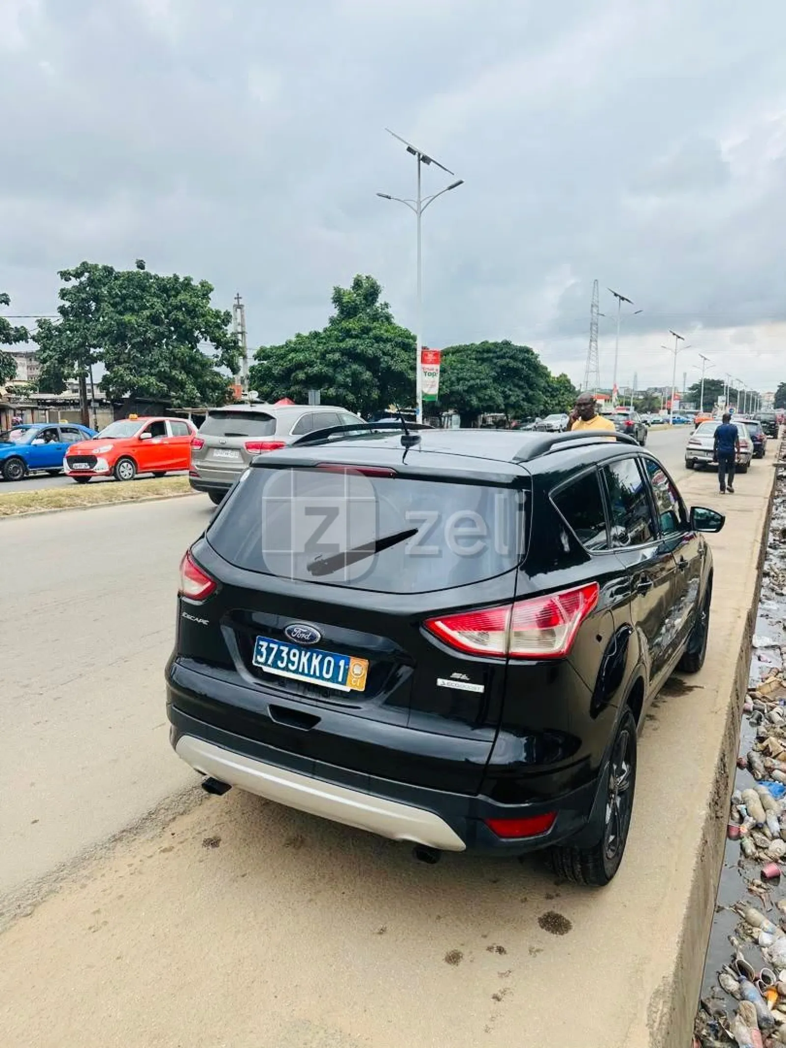 Ford Escape 2015 — photo 4