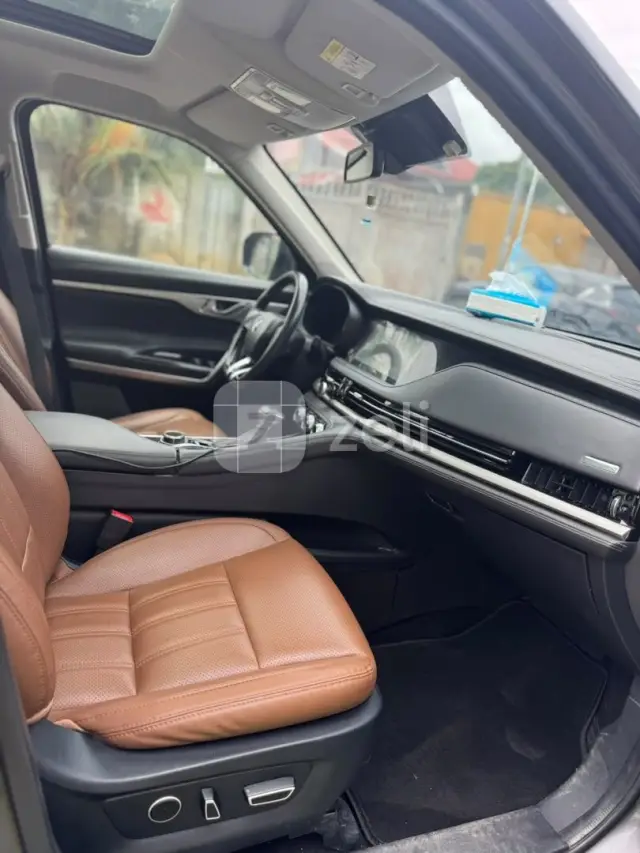 Changan CS95 2023 — photo 7