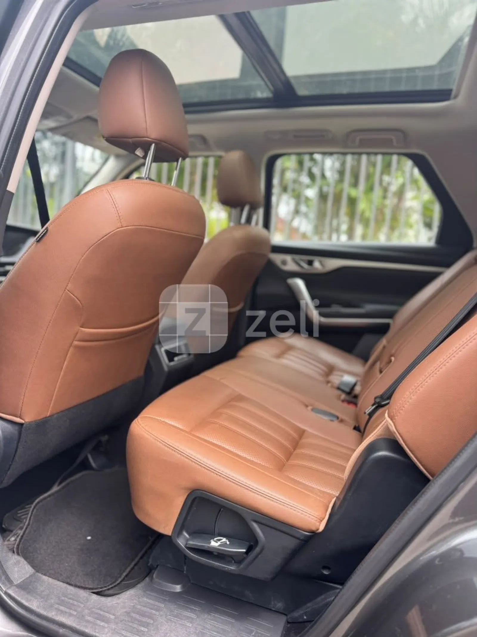 Changan CS95 2023 — photo 10
