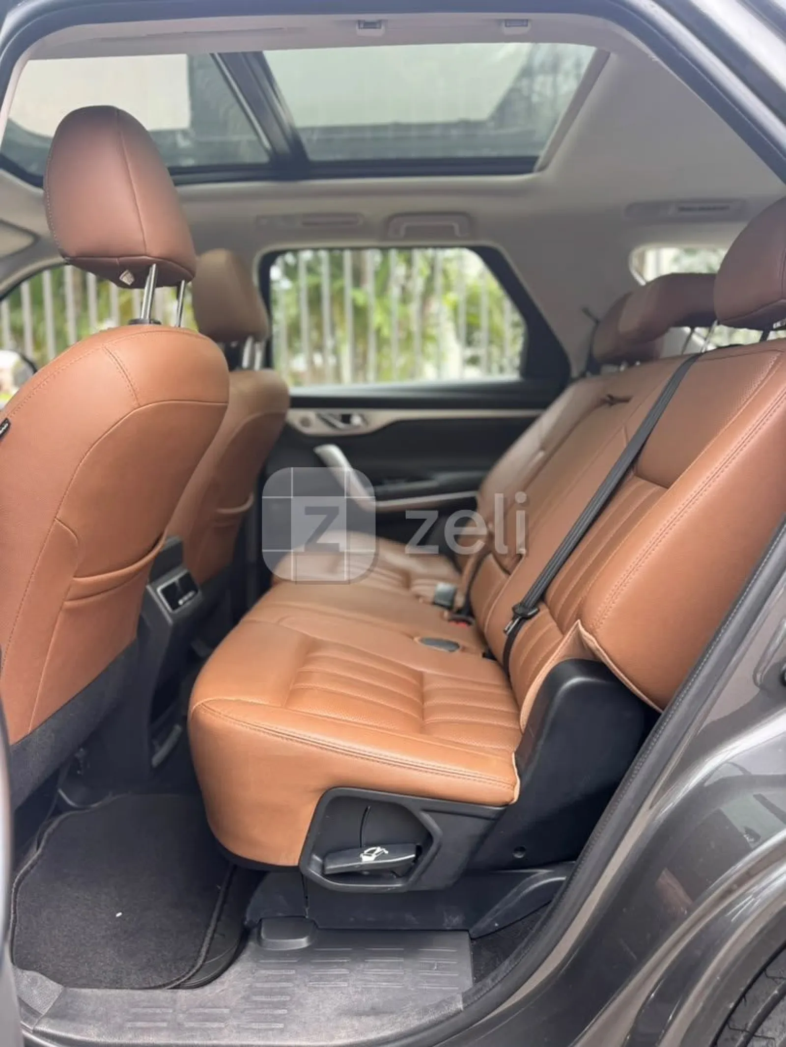 Changan CS95 2023 — photo 12