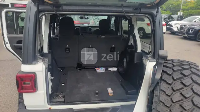 Jeep Wrangler 2020 — photo 8