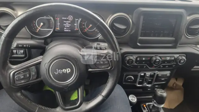 Jeep Wrangler 2020 — photo 11