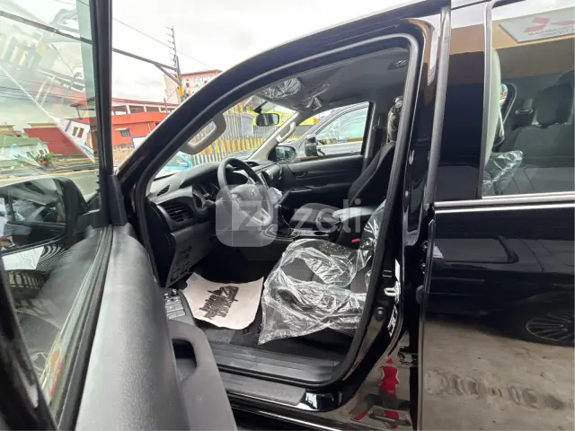 Toyota Hilux 2026 — photo 9