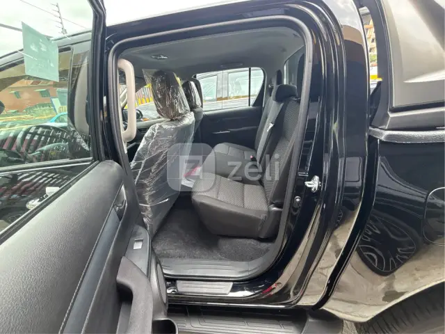 Toyota Hilux 2026 — photo 10
