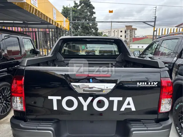 Toyota Hilux 2026 — photo 12