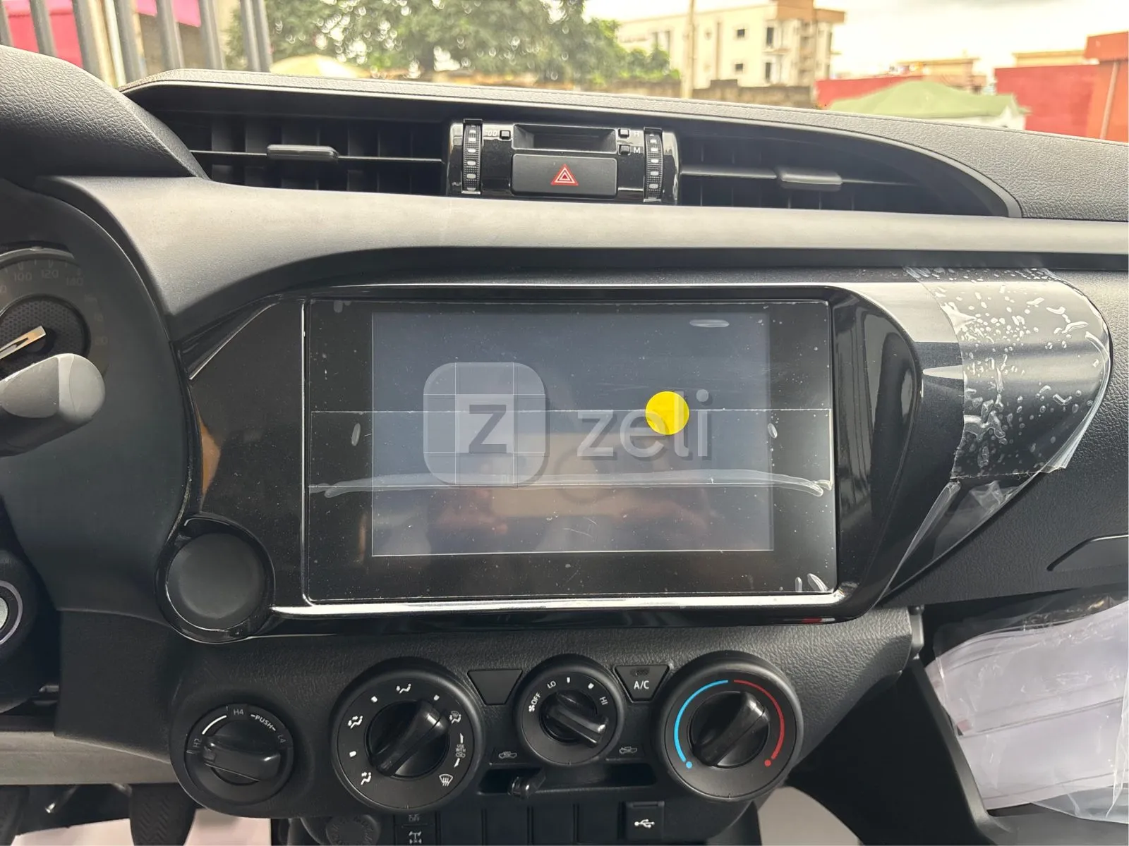 Toyota Hilux 2026 — photo 13