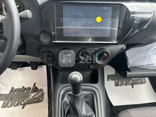 Toyota Hilux 2026 — photo 24