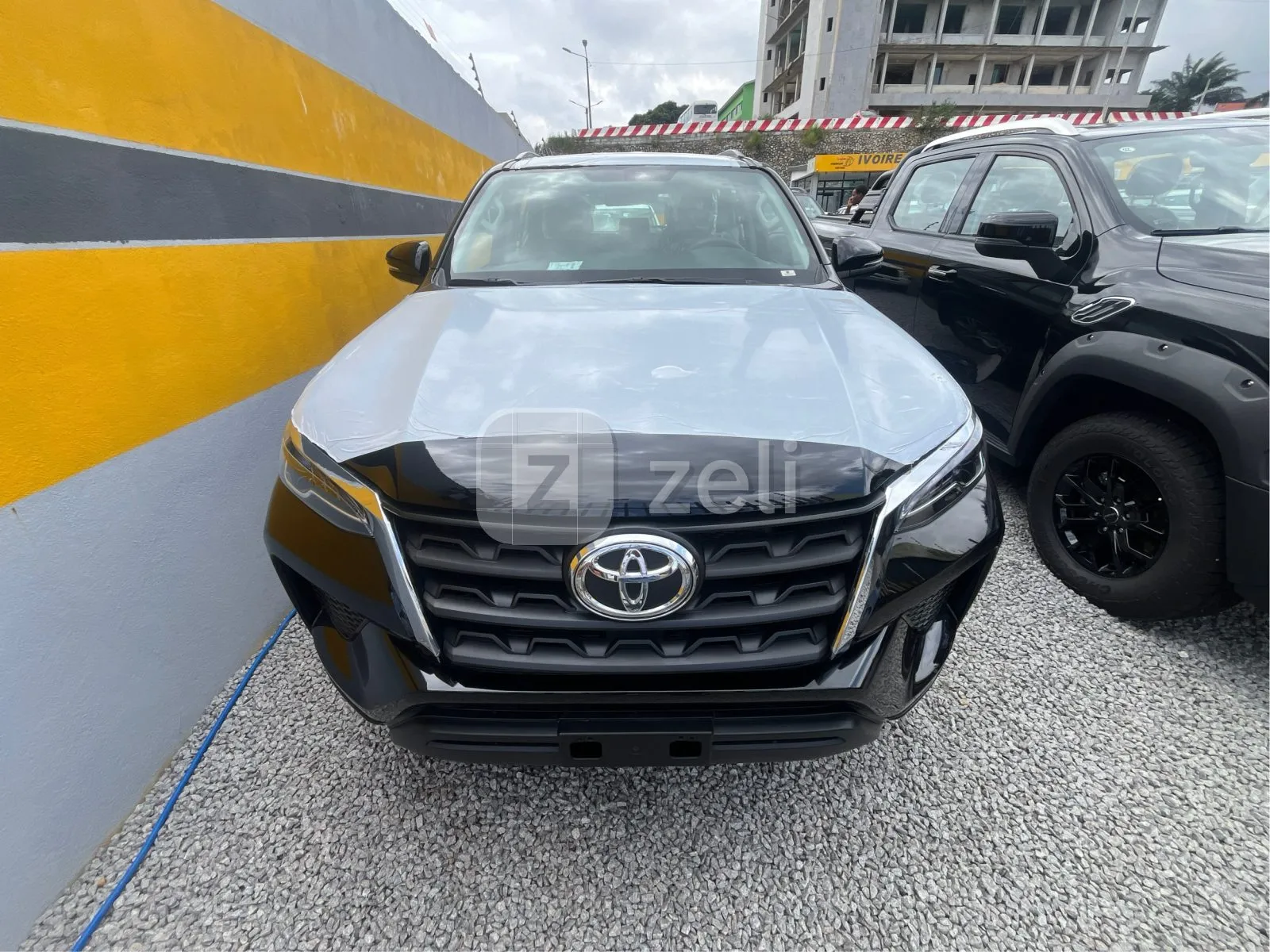 Toyota Fortuner 2026 — photo 2