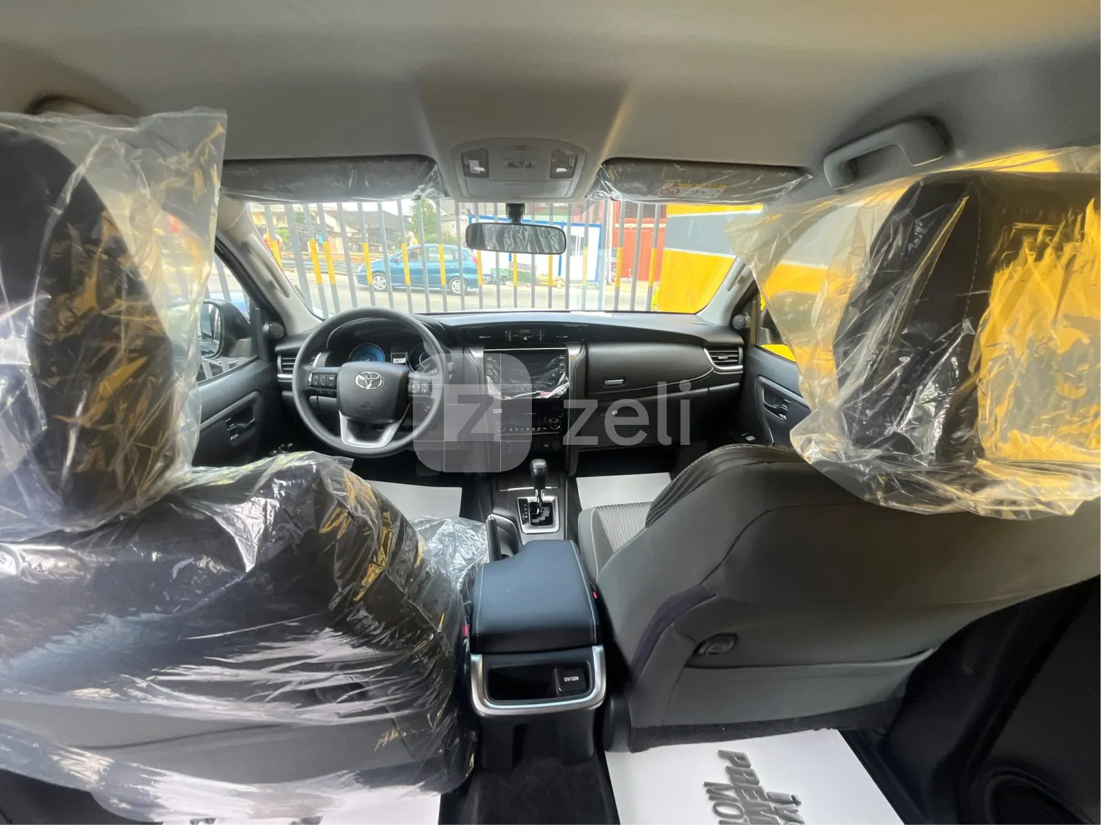 Toyota Fortuner 2026 — photo 9