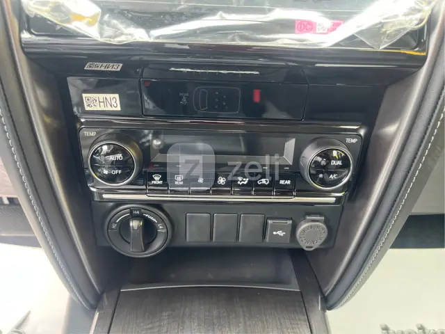 Toyota Fortuner 2026 — photo 24
