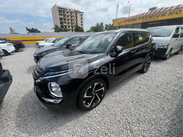 Mitsubishi Outlander 2025