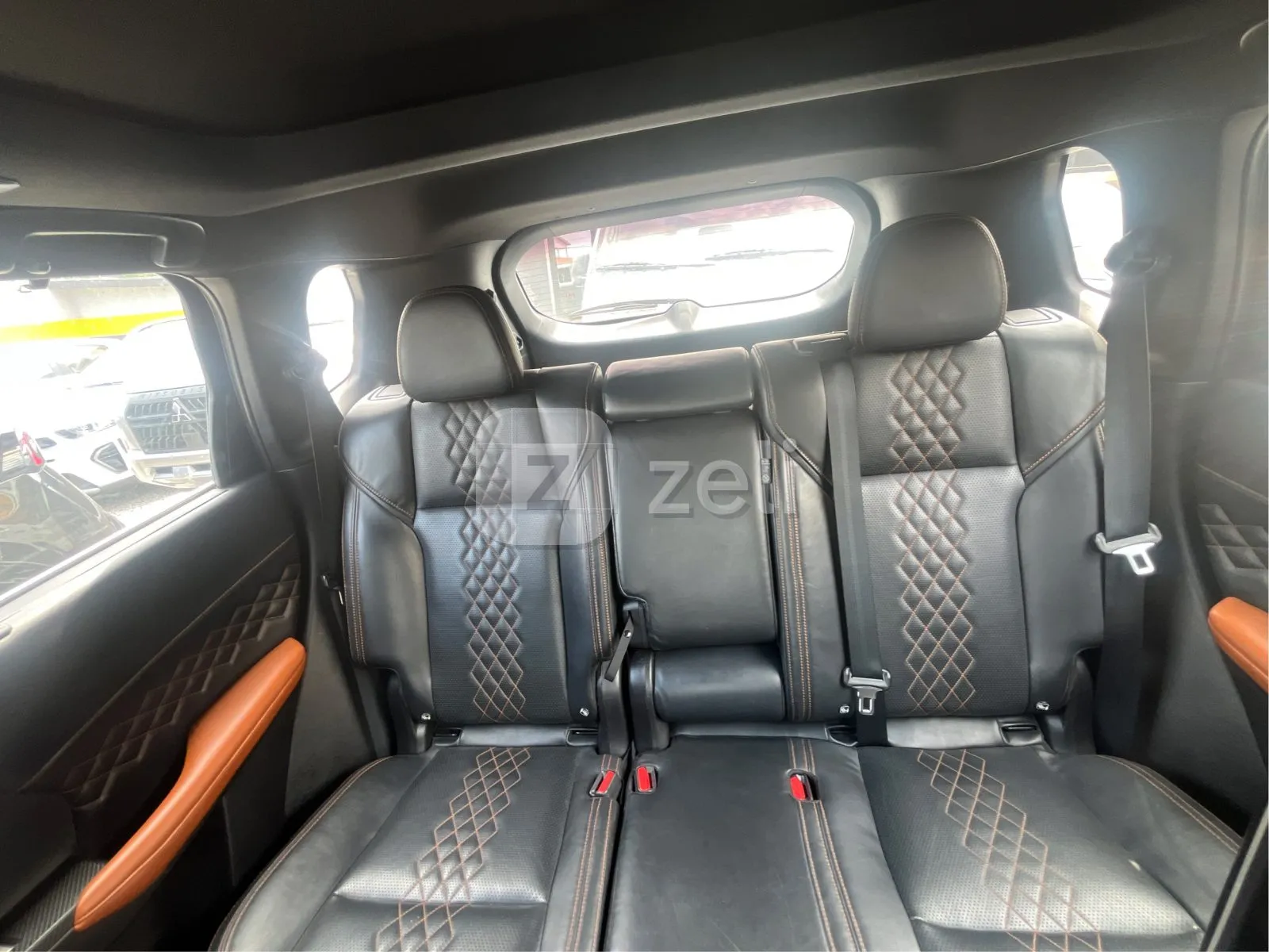 Mitsubishi Outlander 2025 — photo 11