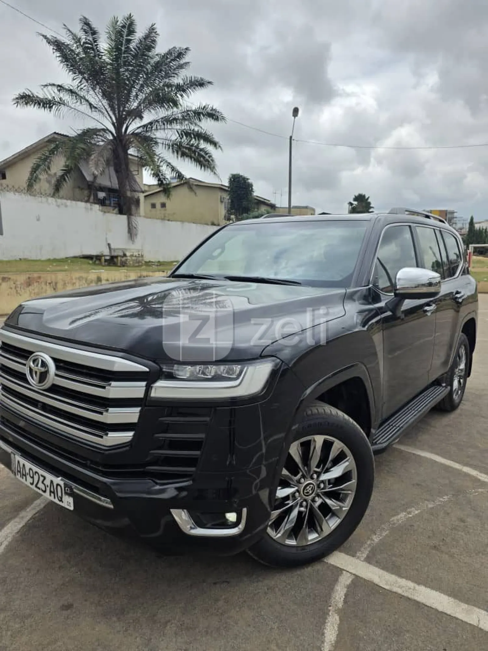 Toyota Land Cruiser 2023 — photo 5