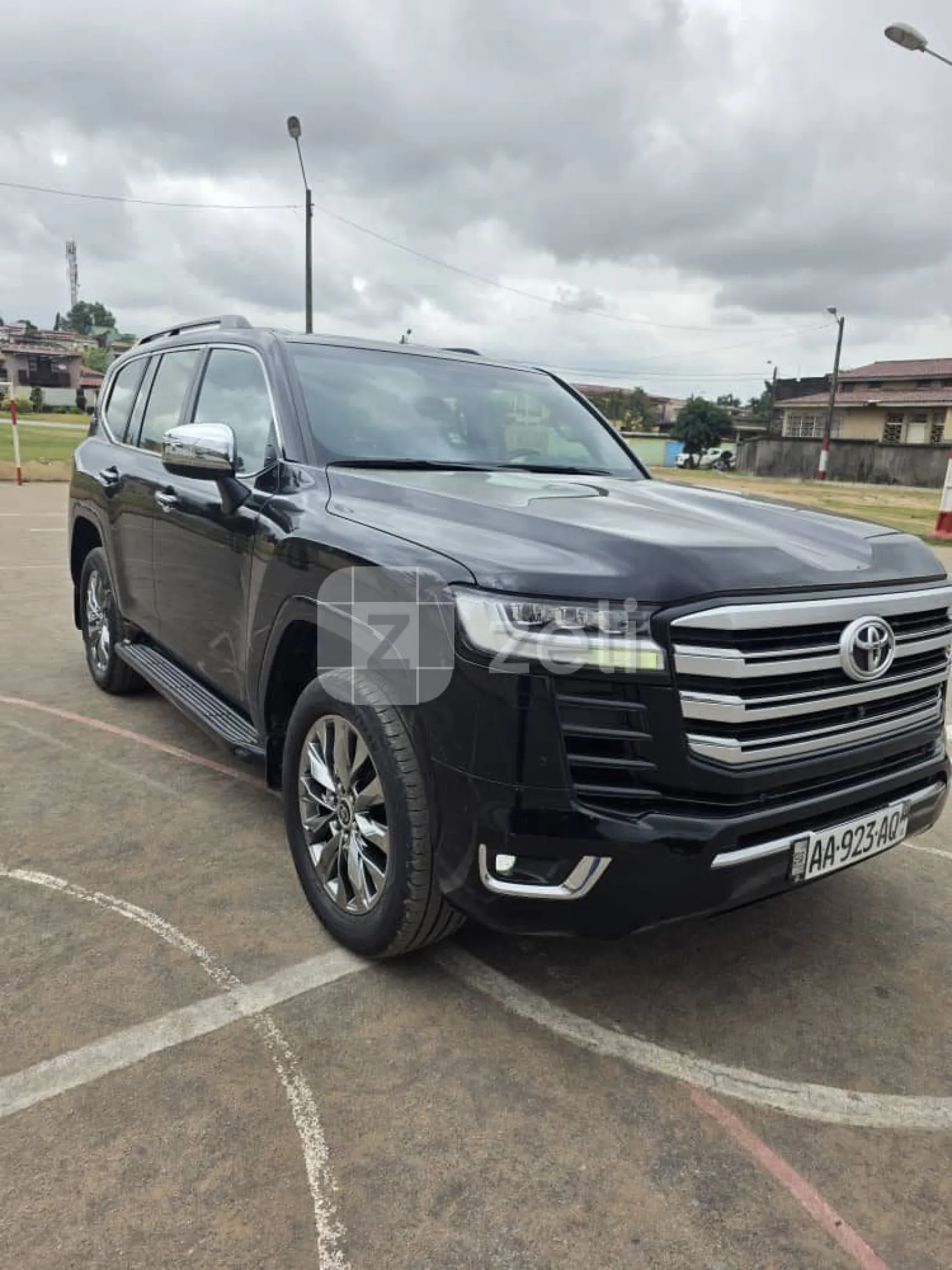 Toyota Land Cruiser 2023 — photo 6