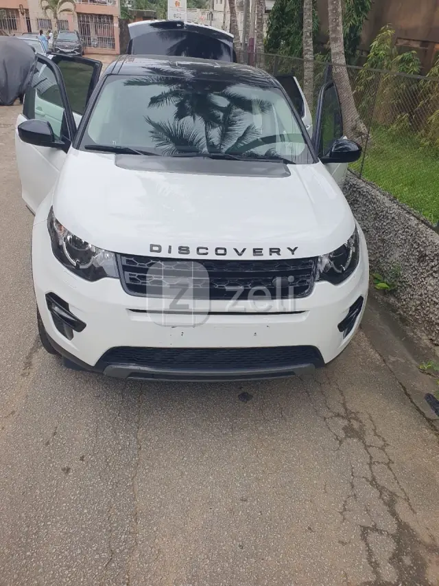 Land Rover Discovery Sport 2017 — photo 8