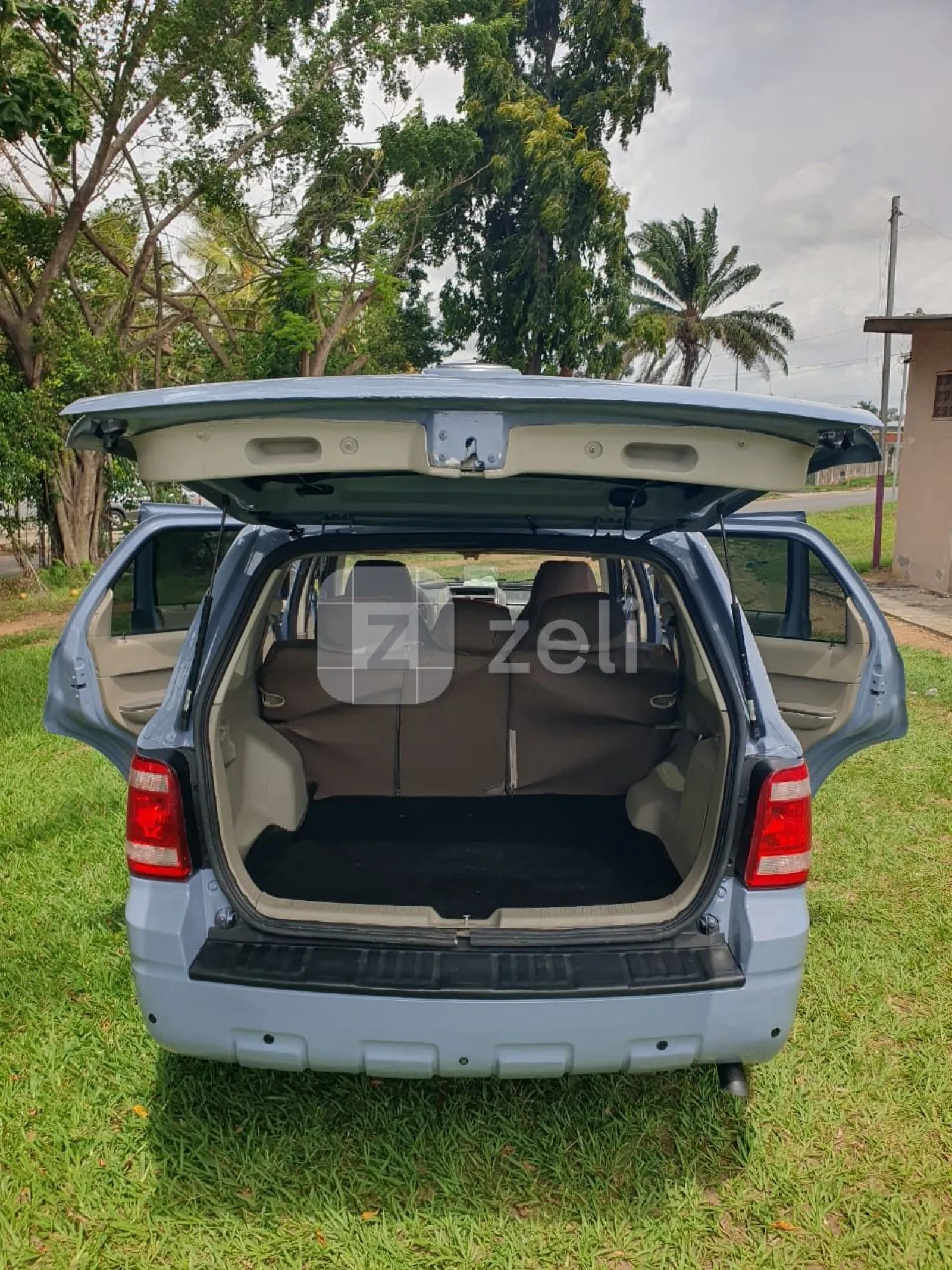 Ford Escape 2009 — photo 4