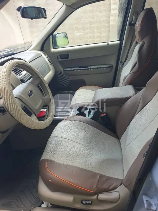 Ford Escape 2009 — photo 9