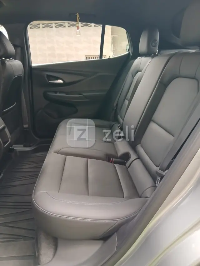 Buick Envision S 2025 — photo 11