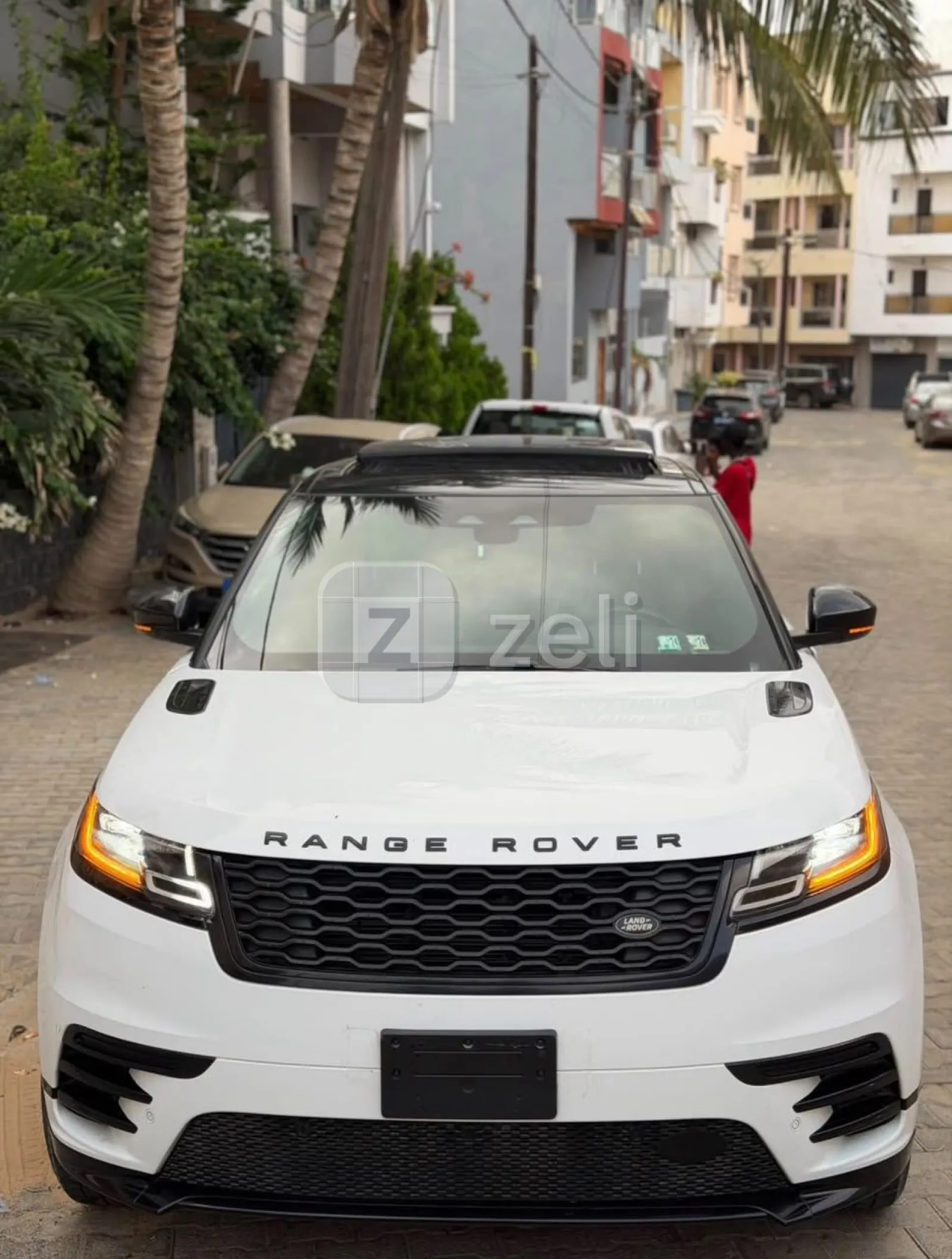 Land Rover Range Rover Velar 2023 — photo 10