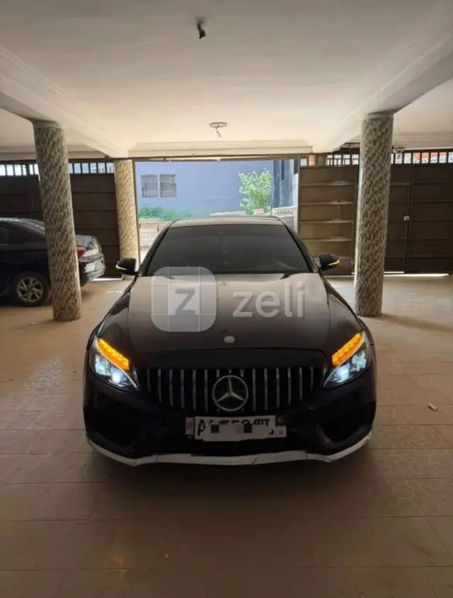 Mercedes C300 2016