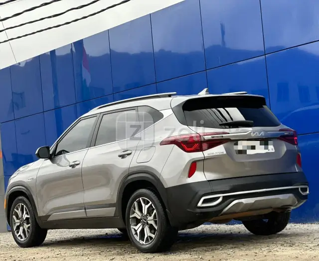 Kia Seltos 2023 — photo 4