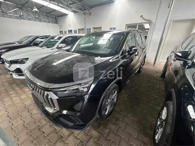 Geely Okavango 2025