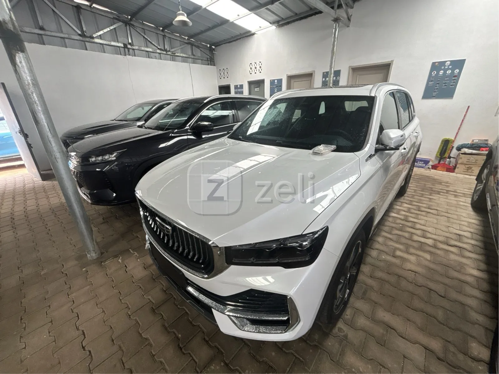 Geely Monjaro 2025 — photo 1