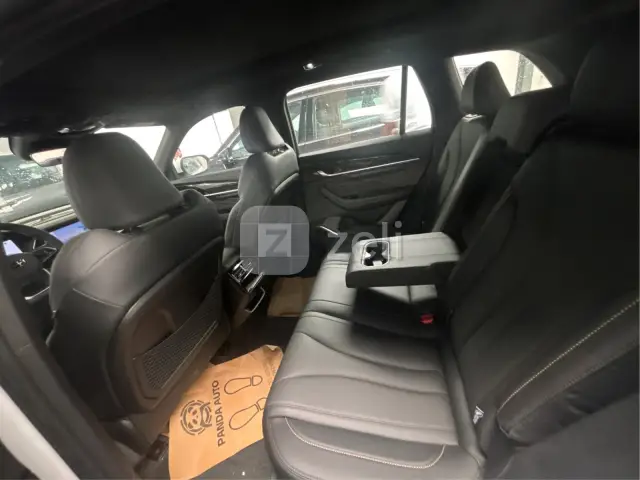 Geely Monjaro 2025 — photo 10
