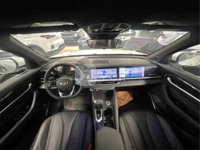 Geely Monjaro 2025 — photo 14