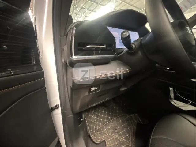 Geely Monjaro 2025 — photo 17